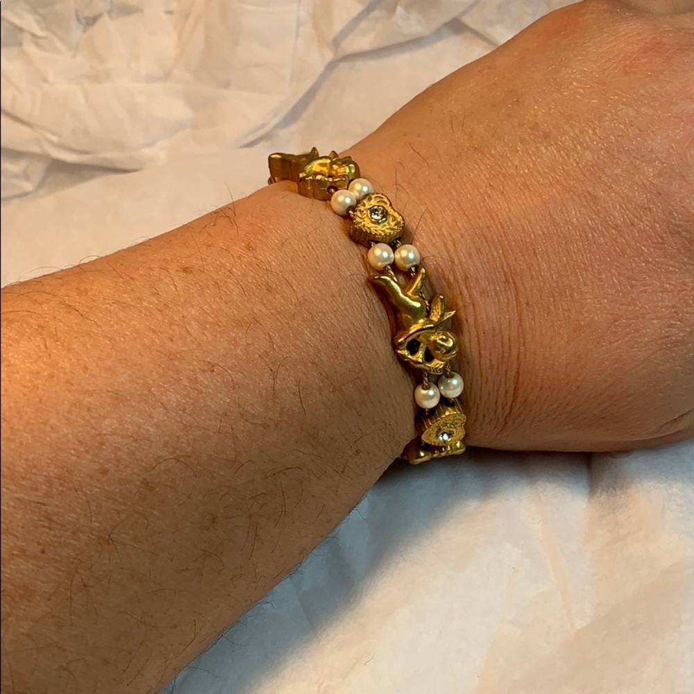 Angel/hearts crystals pearls beautiful bracelet